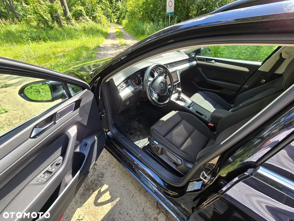 Volkswagen Passat 2.0 TDI (BlueMotion Technology) DSG Comfortline - 6