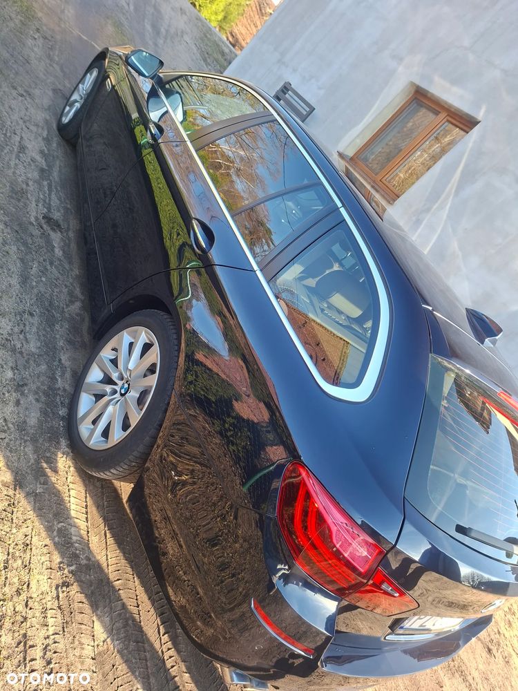 BMW Seria 5 520d xDrive - 10