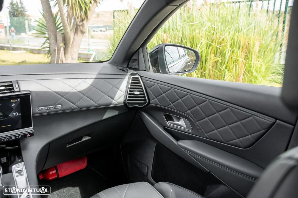 DS DS7 Crossback - 24