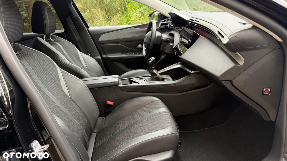 Peugeot 308 - 16