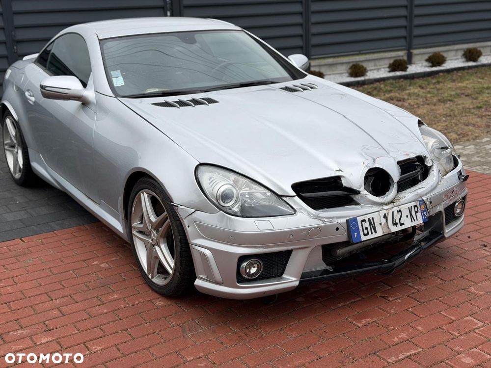 Mercedes-Benz SLK 55 AMG 7G-TRONIC - 3