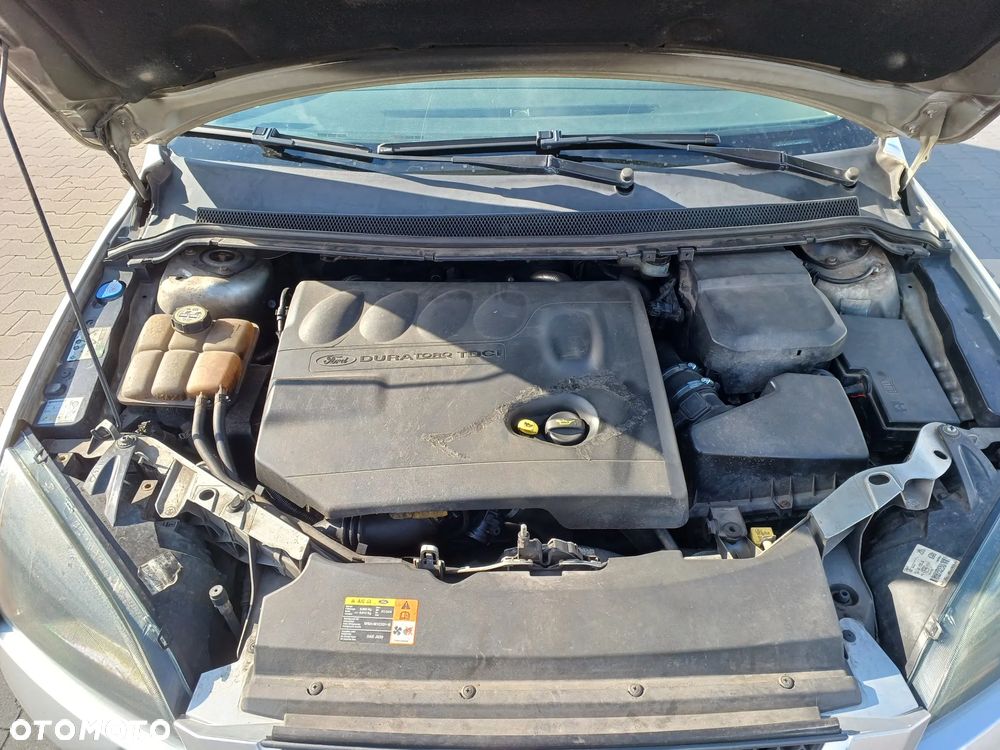 Ford Focus 2.0 TDCi DPF Sport - 15