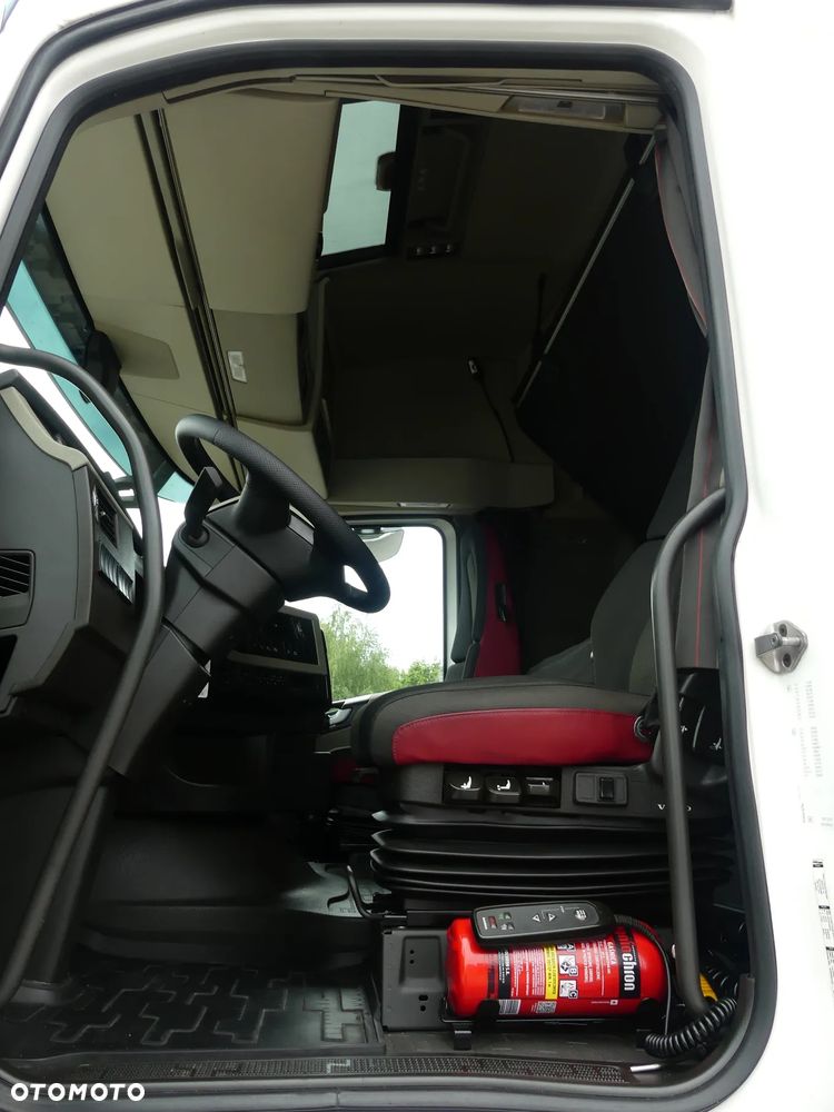 Volvo FH4 460 / EURO 6 / STANDARD / KLIMATYZACJA POSTOJOWA / - 21