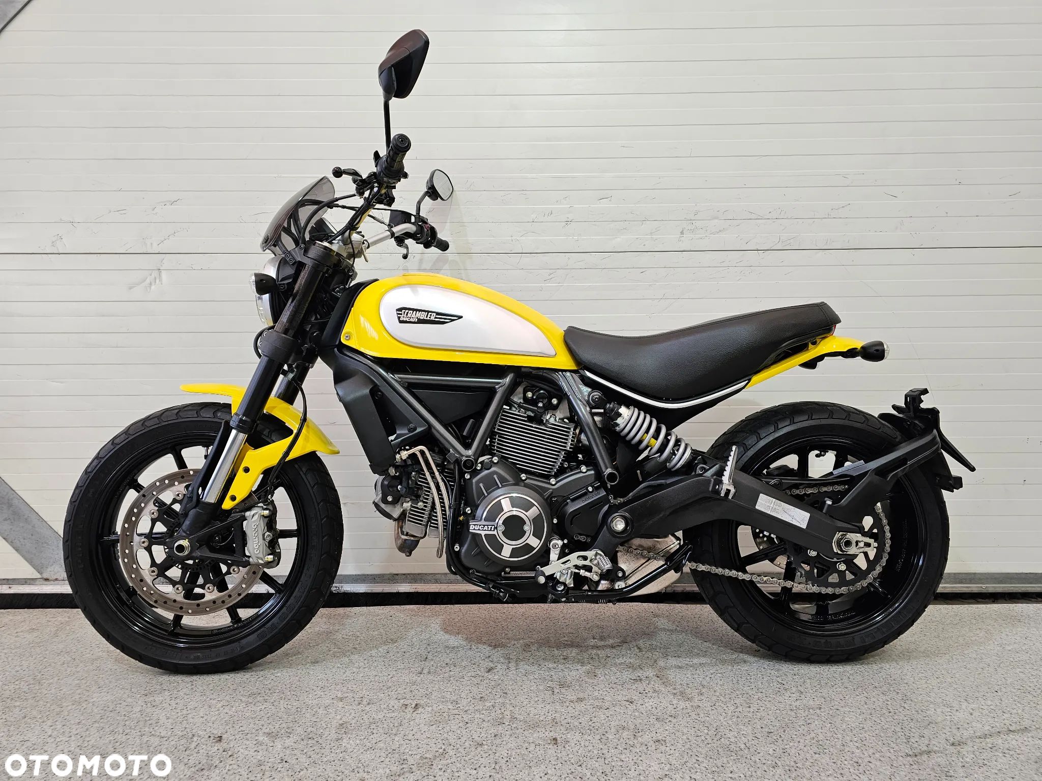 Ducati Scrambler - 1