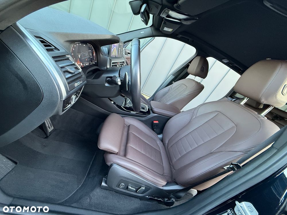 BMW X3 xDrive20d M Sport Edition - 20