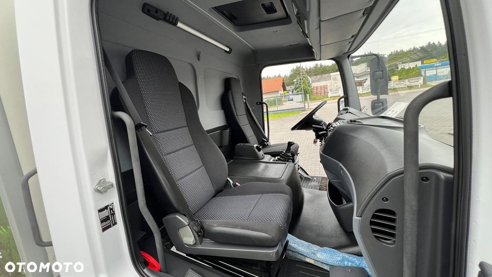 Mercedes-Benz ATEGO 813 EURO 5 CHŁODNIA HAKOWA KONTENER IZOTERMA - 19