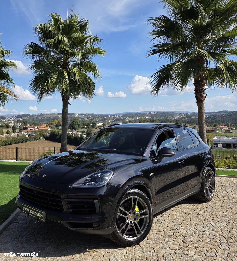 Porsche Cayenne E-Hybrid - 1
