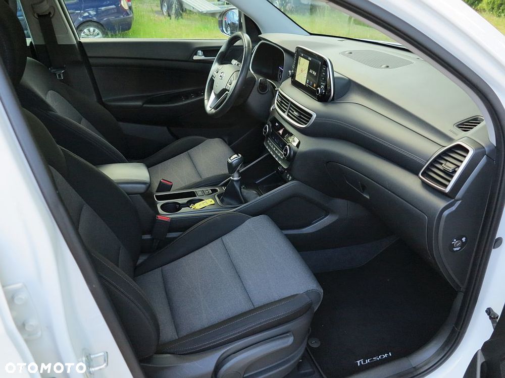 Hyundai Tucson - 16
