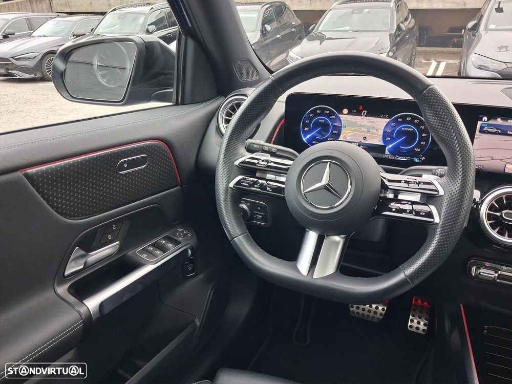 Mercedes-Benz EQB - 16