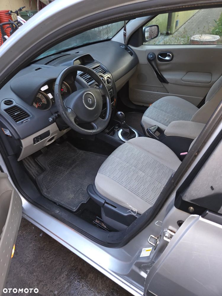 Renault Megane 1.5 dCi Expression - 4