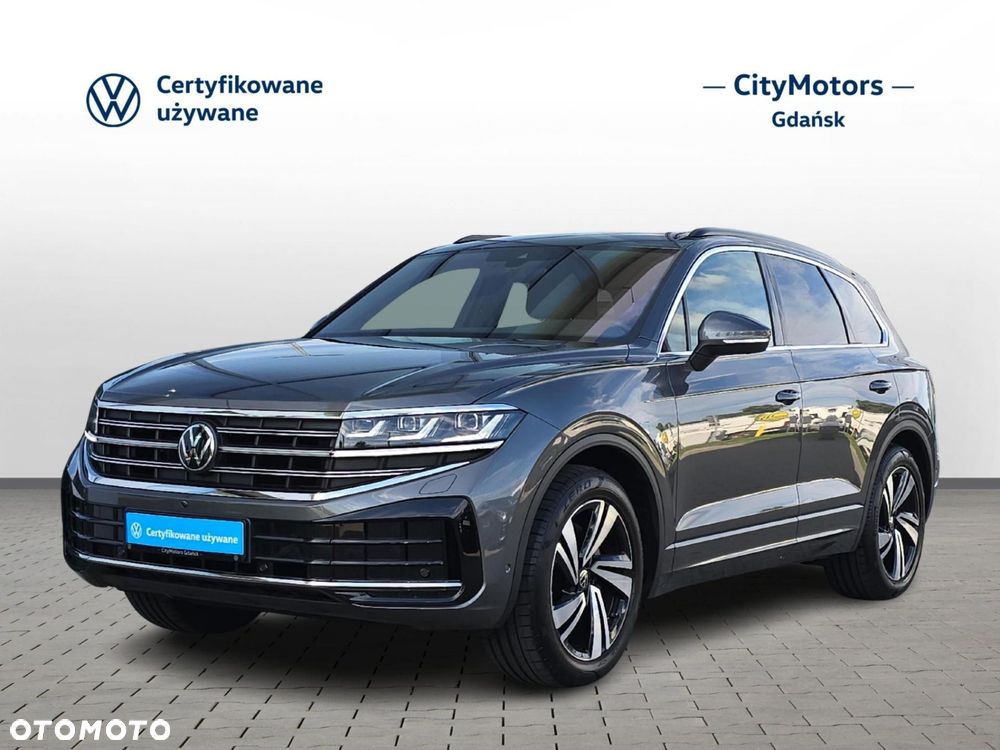 Volkswagen Touareg - 1