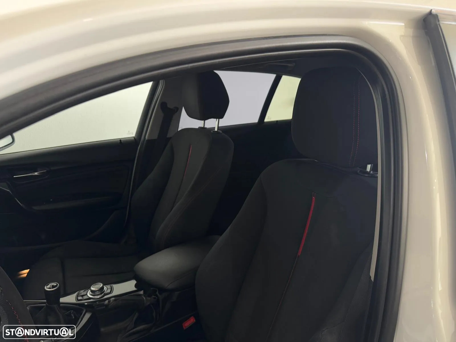 BMW 118 d Pack M - 46