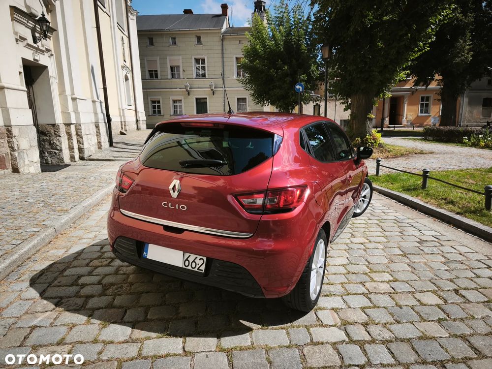 Renault Clio - 27