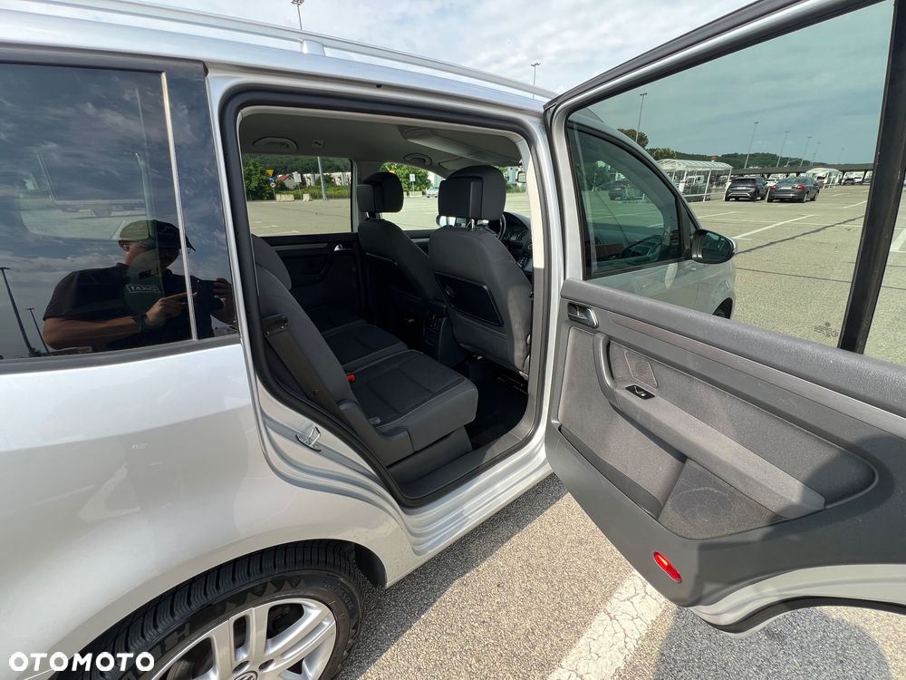 Volkswagen Touran 1.4 TSI Conceptline - 18