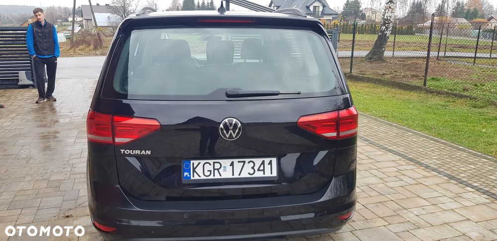 Volkswagen Touran - 2