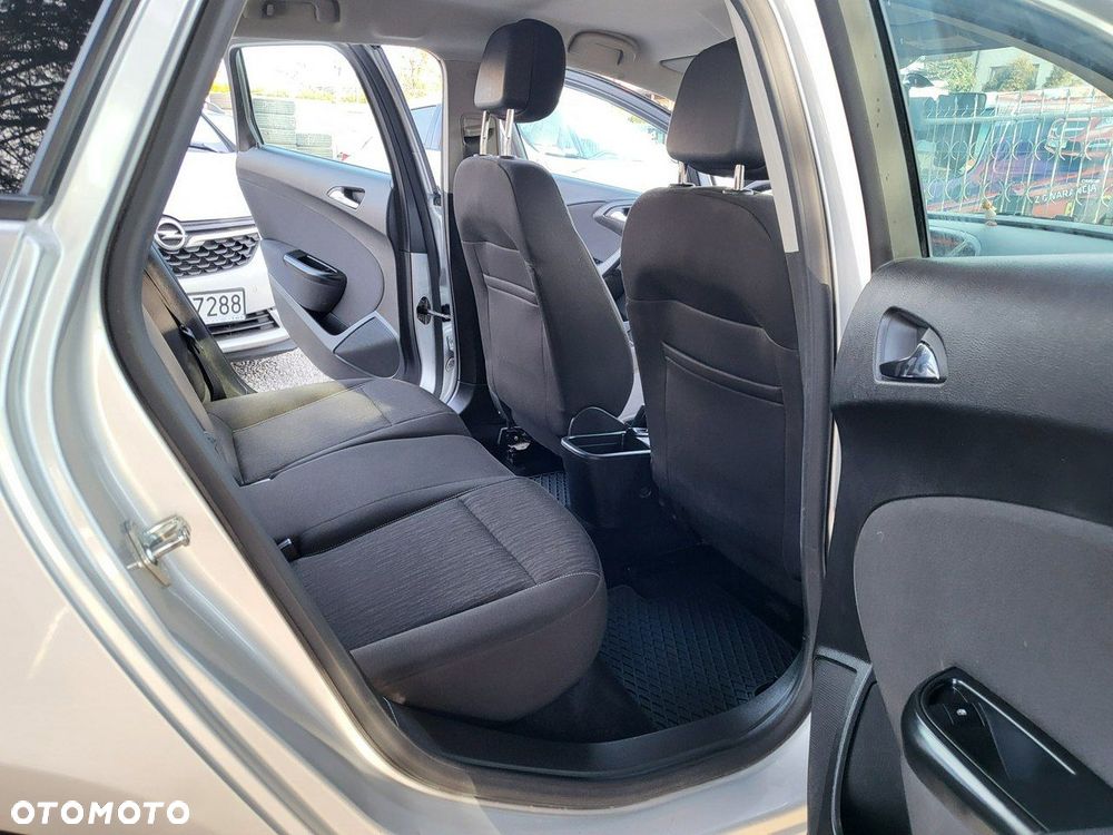 Opel Astra - 21
