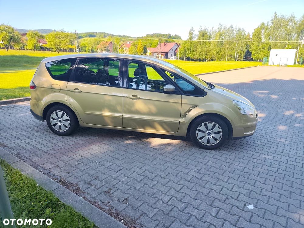 Ford S-Max 2.0 TDCi Ambiente - 4
