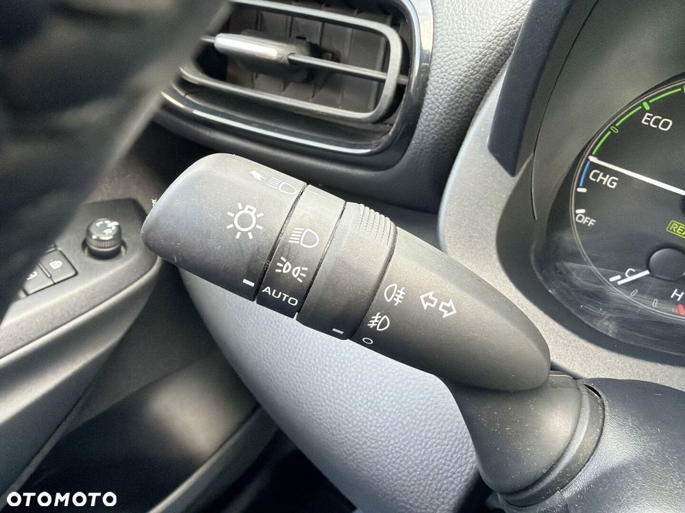 Toyota Yaris - 20