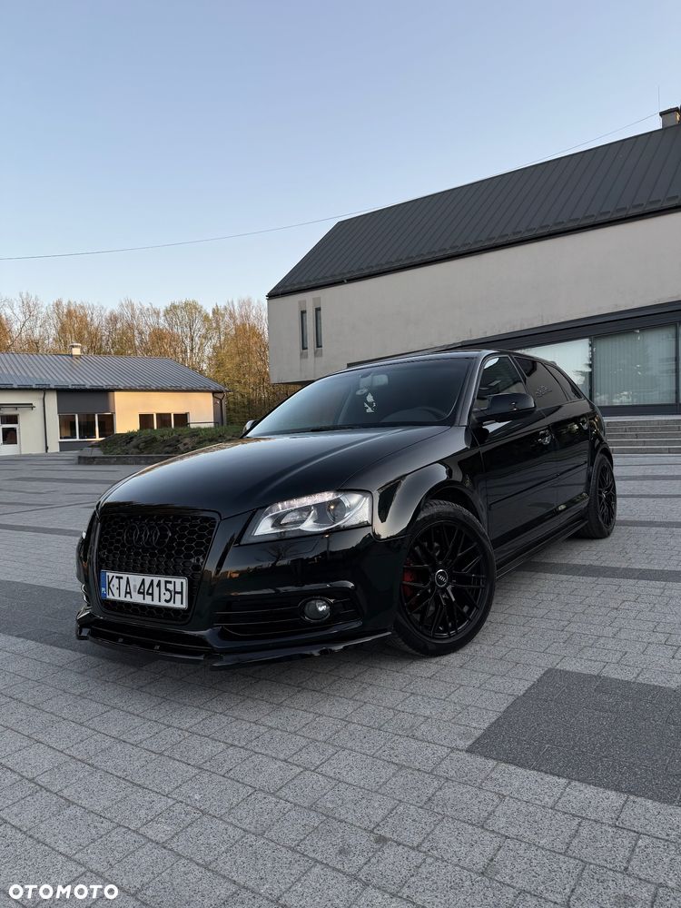 Audi A3 Sportback - 1
