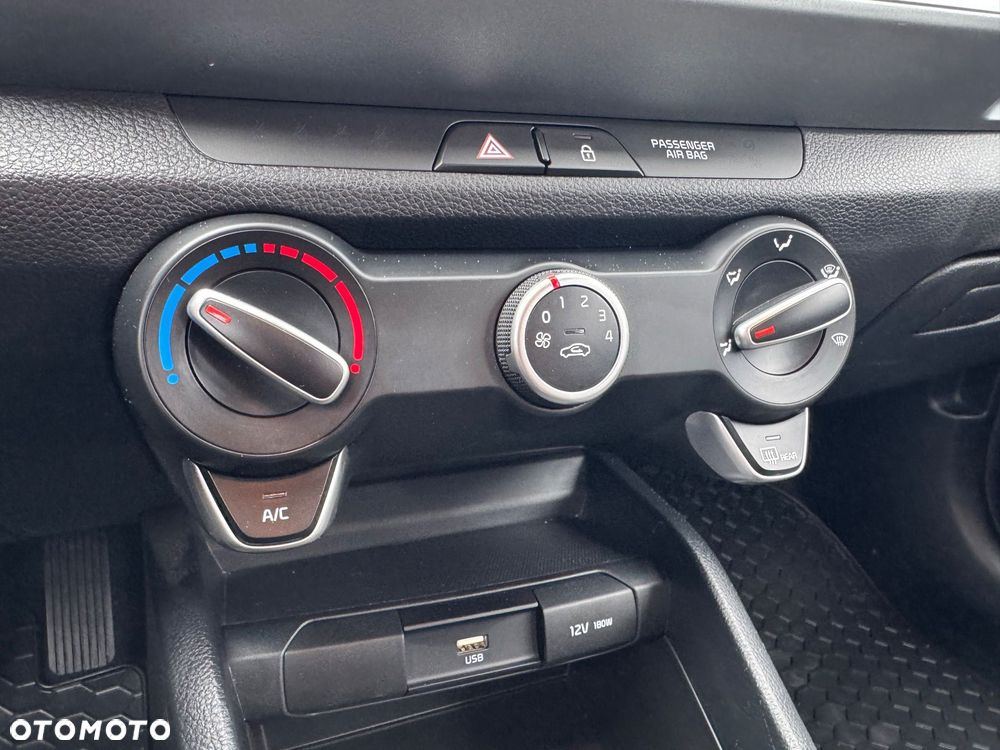 Kia Stonic 1.2 M - 29