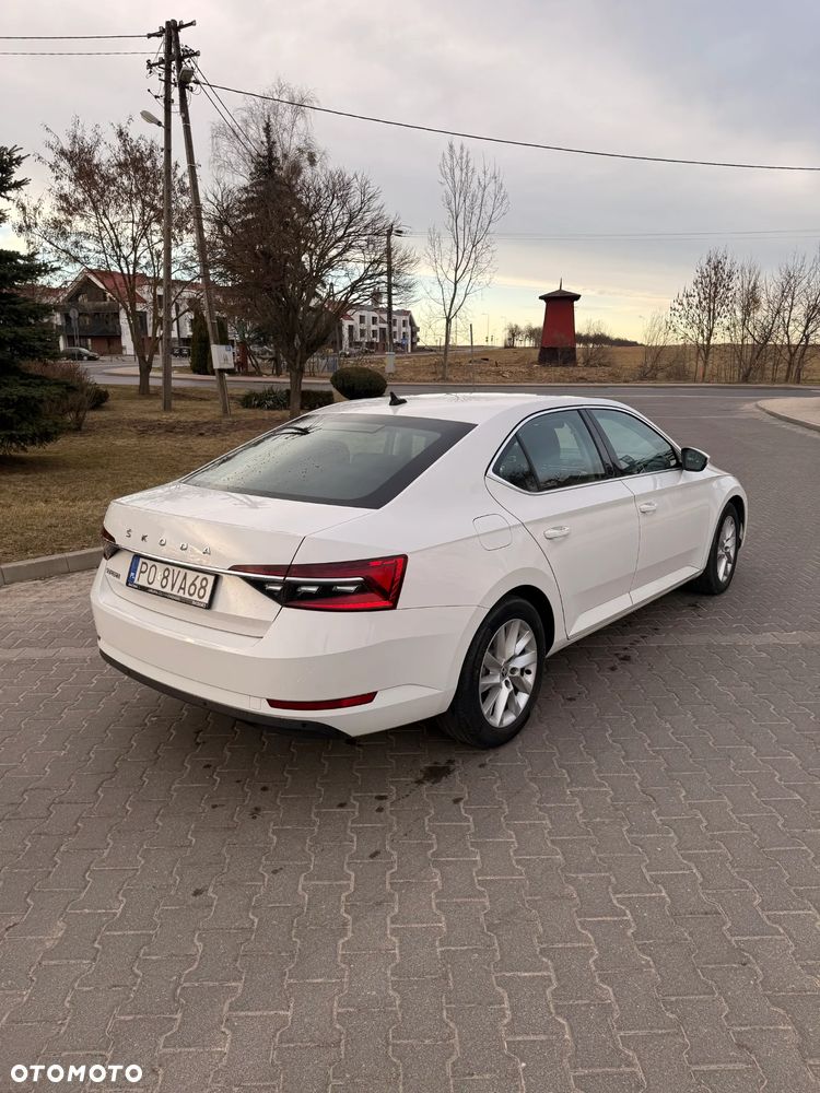 Skoda Superb 1.5 TSI Ambition DSG - 24