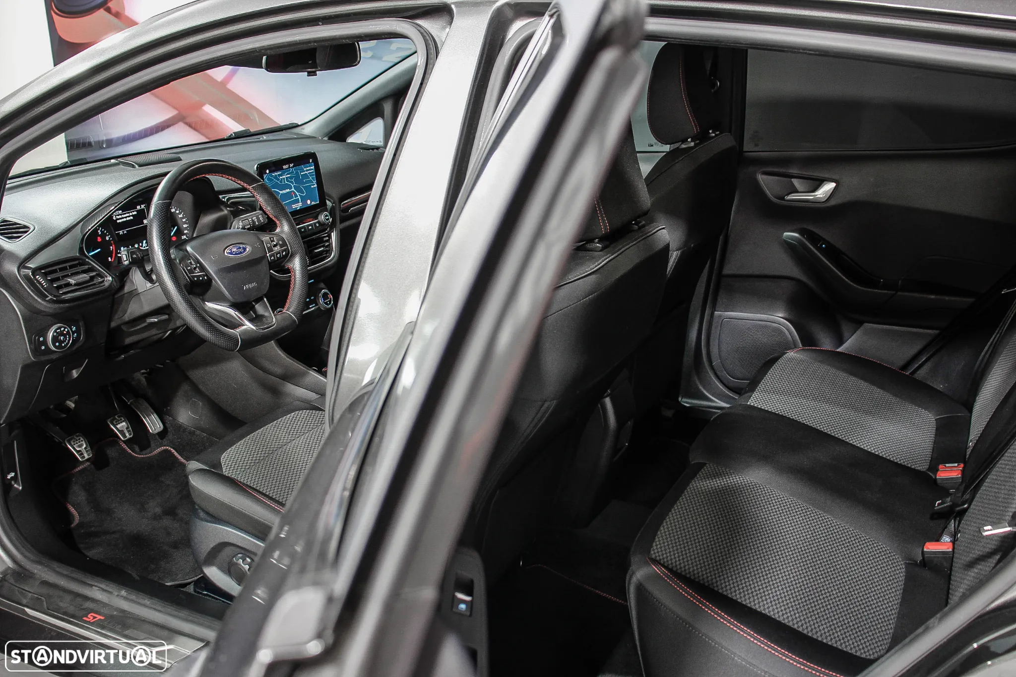 Ford Fiesta 1.0 EcoBoost ST-Line - 11