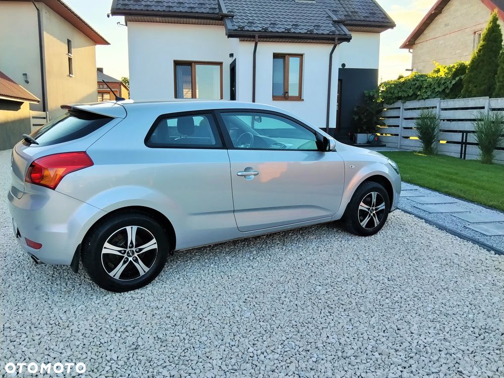Kia ProCeed 1.6 CVVT Vision - 25