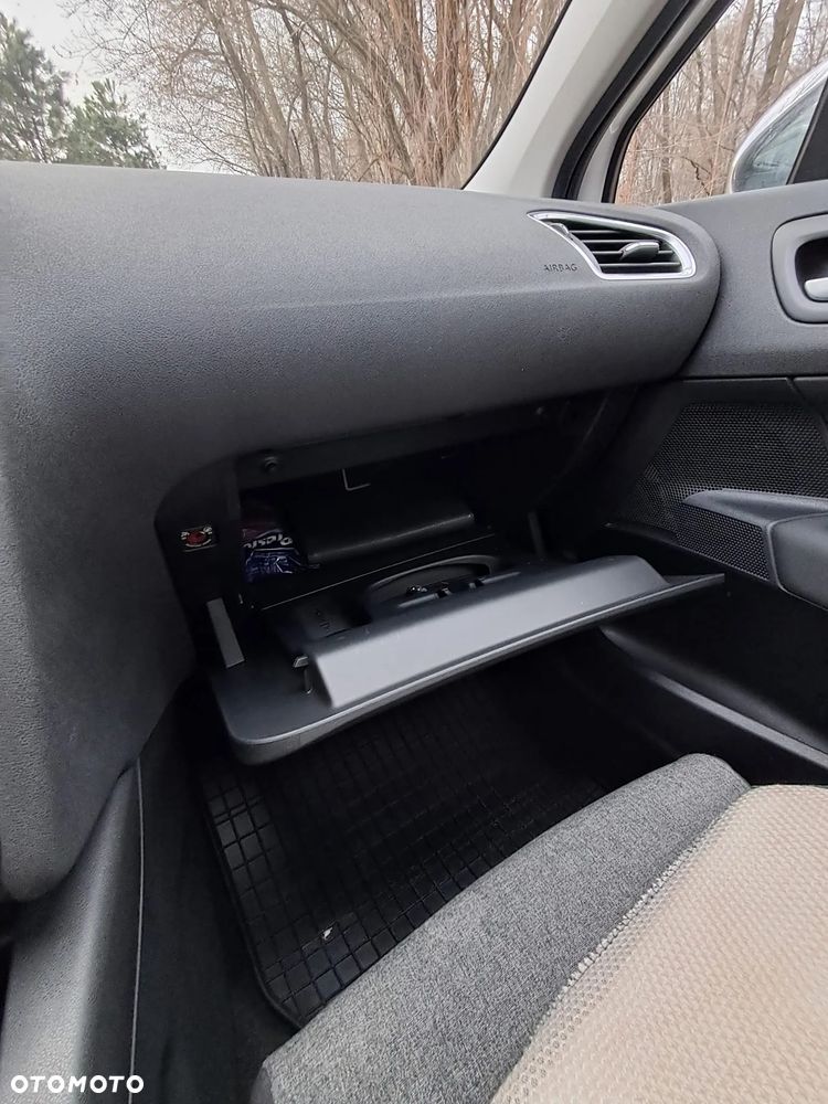 Citroën C4 1.2 e-THP Selection - 17
