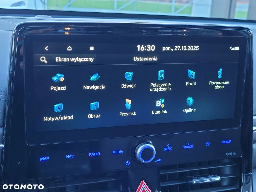 Hyundai IONIQ hybrid Business - 24
