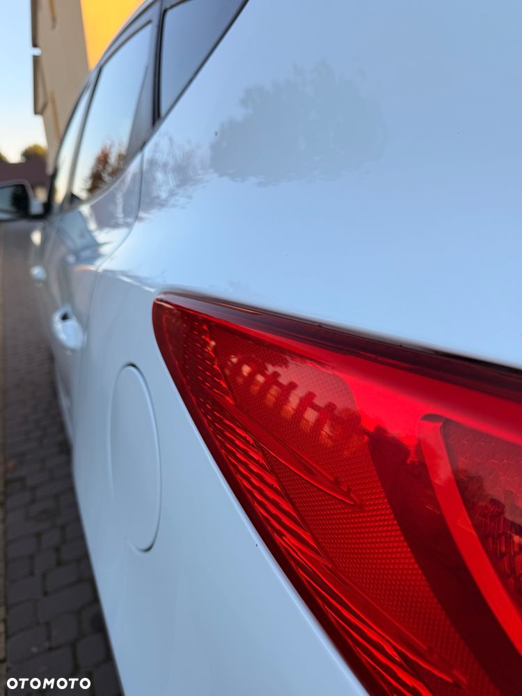 Hyundai ix35 2.0 CRDi 2WD Trend - 16