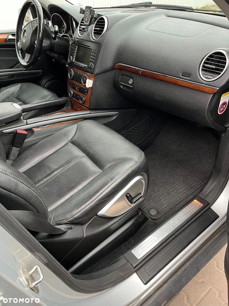 Mercedes-Benz GL 350 CDI DPF 4Matic BlueEFFICIENCY 7G-TRONIC - 11