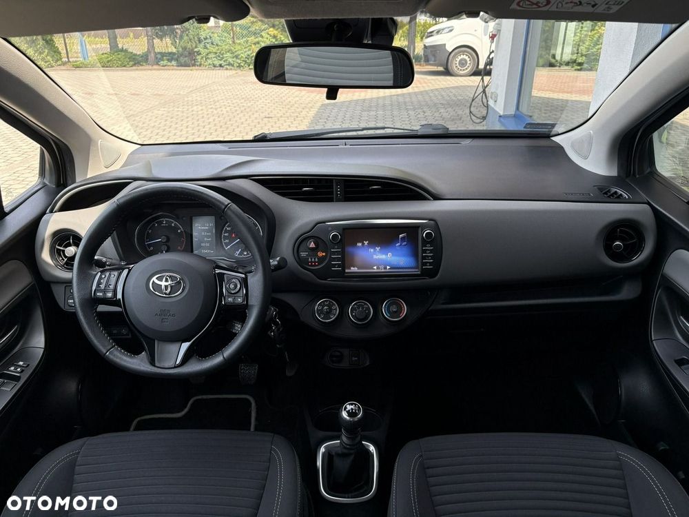 Toyota Yaris - 15