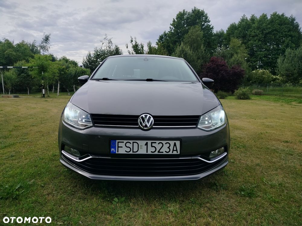 Volkswagen Polo - 2