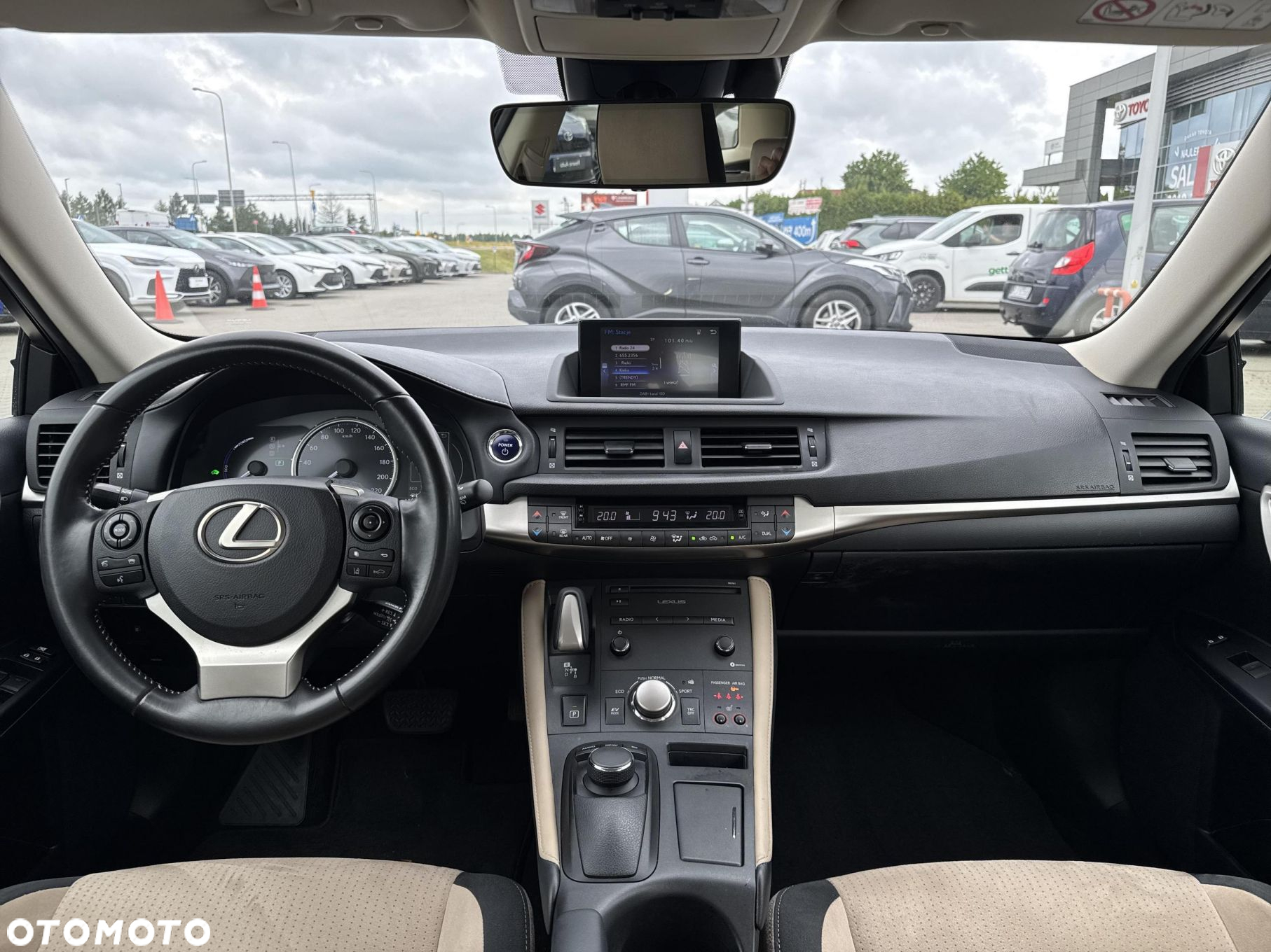 Lexus CT - 11