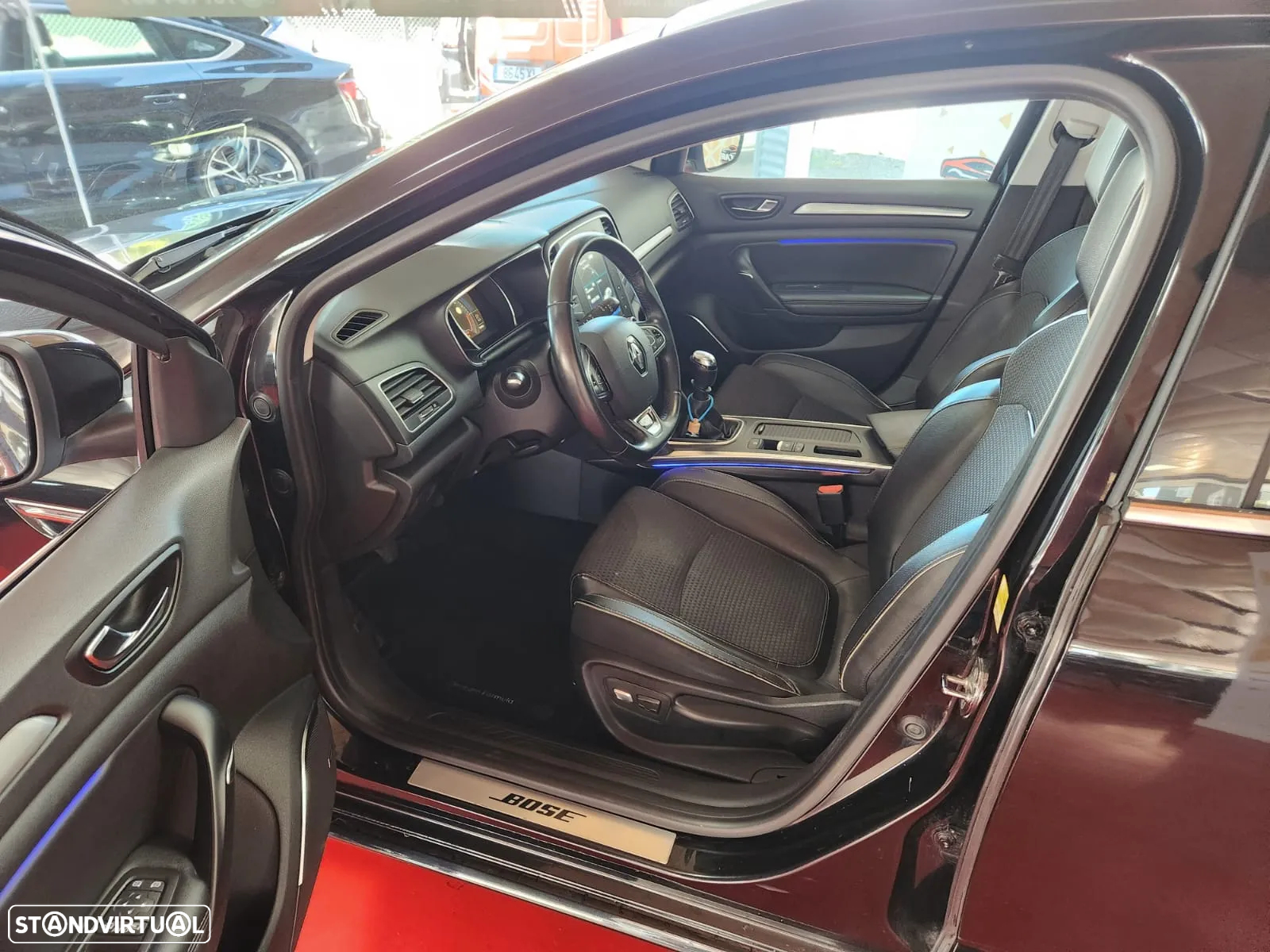 Renault Mégane 1.6 dCi Bose Edition - 9