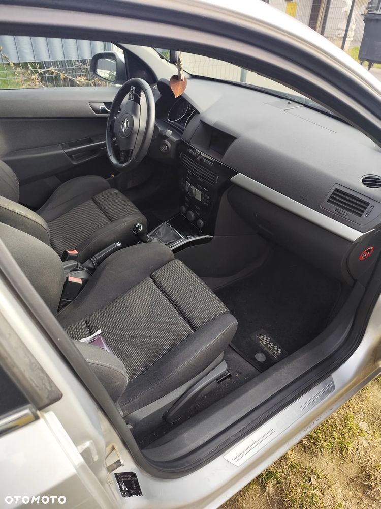 Opel Astra 1.7 CDTI 111 - 15