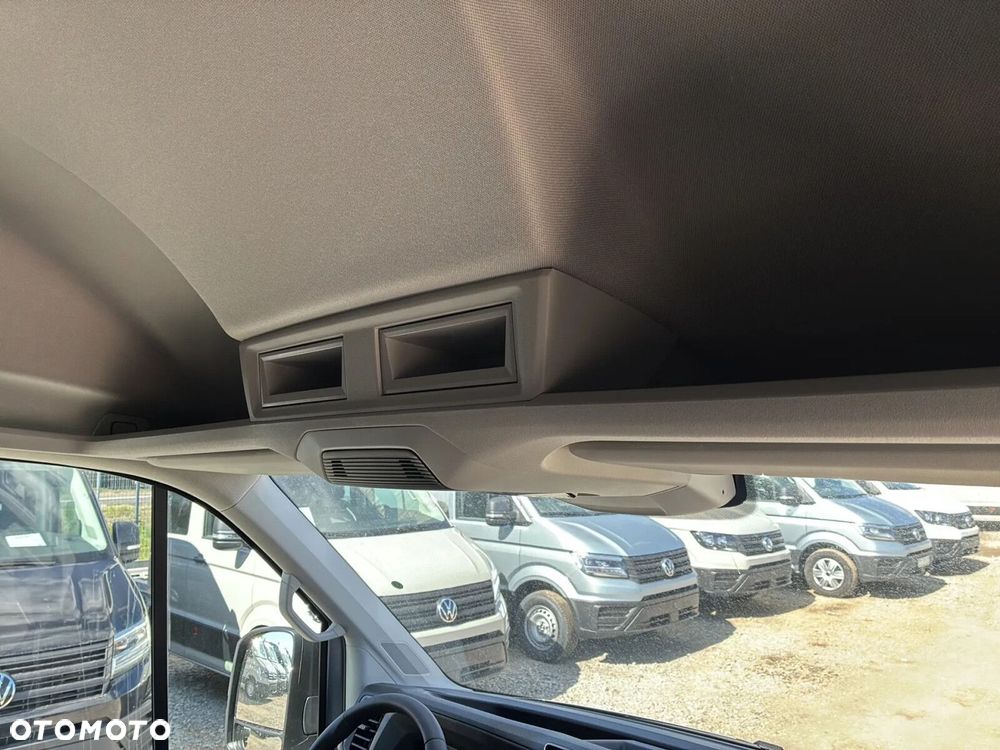 Volkswagen Crafter 35 Furgon, 2.0 TDI 177KM, Wysoki dach, r. o. 3640 - 32