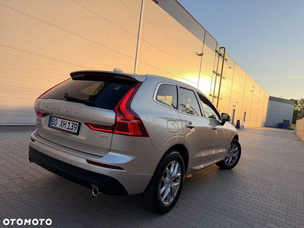 Volvo XC 60 T4 Geartronic Momentum Pro - 3
