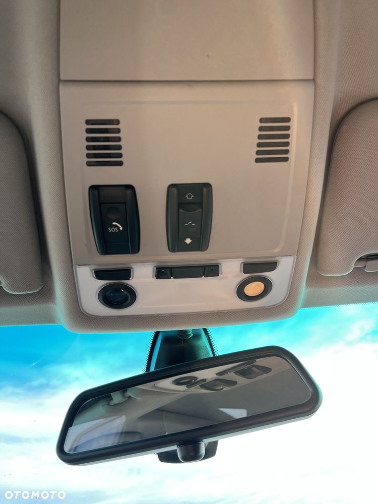 BMW Seria 3 325i - 21