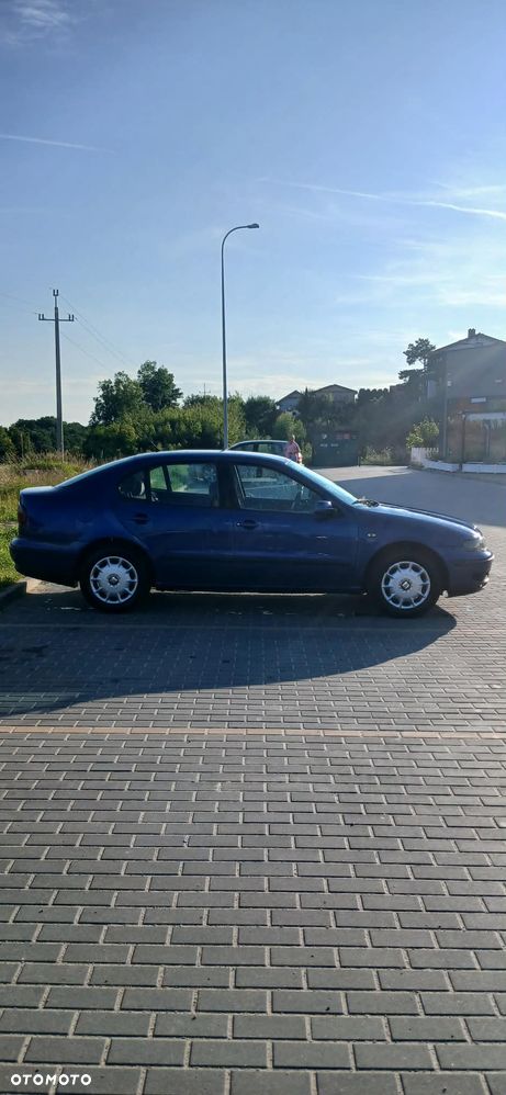 Seat Toledo 1.9 TDI Stella Emocion - 4