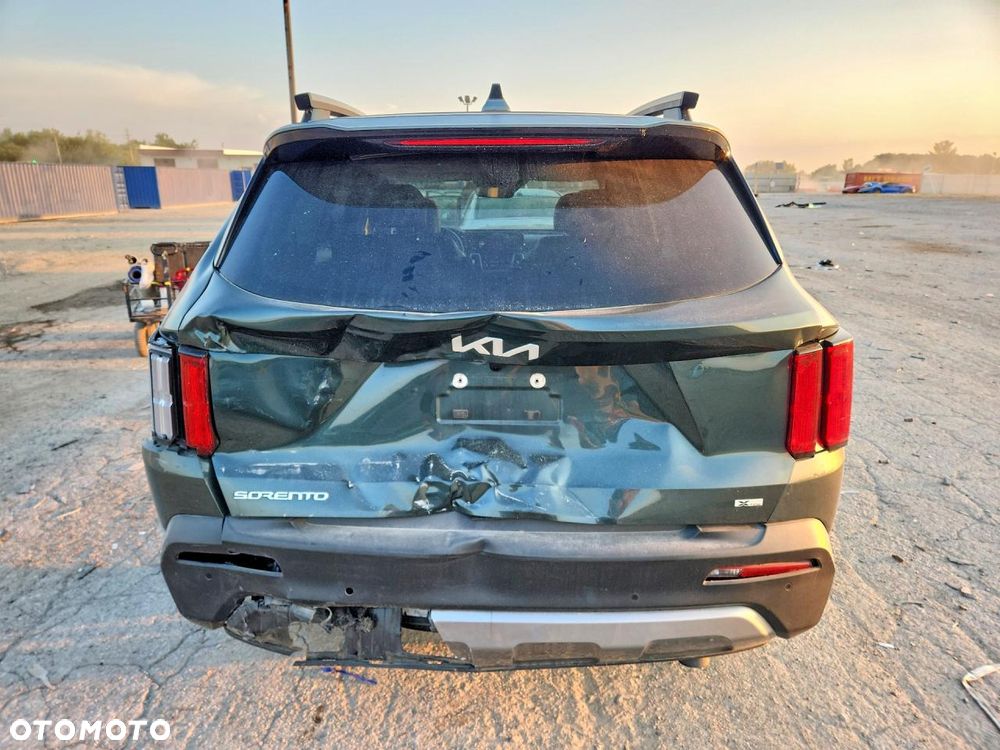 Kia Sorento - 7