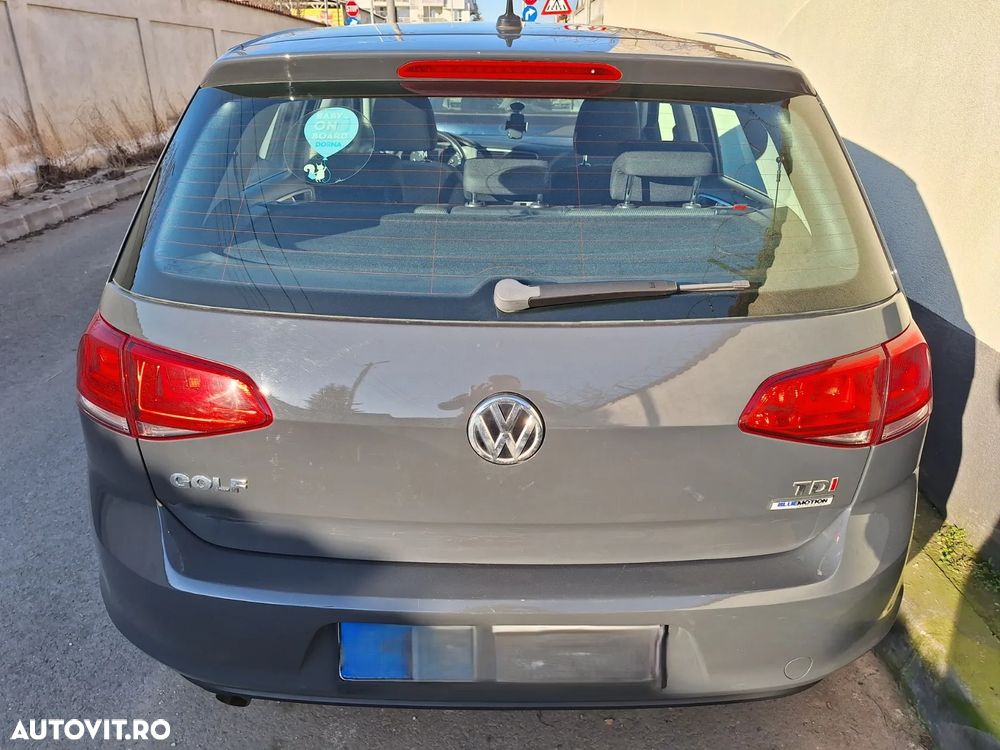 Volkswagen Golf 1.6 TDI DPF Trendline - 12