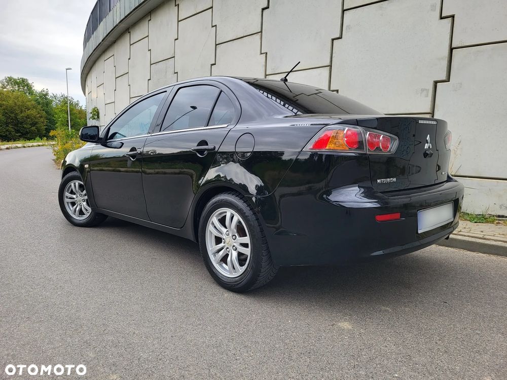 Mitsubishi Lancer - 6
