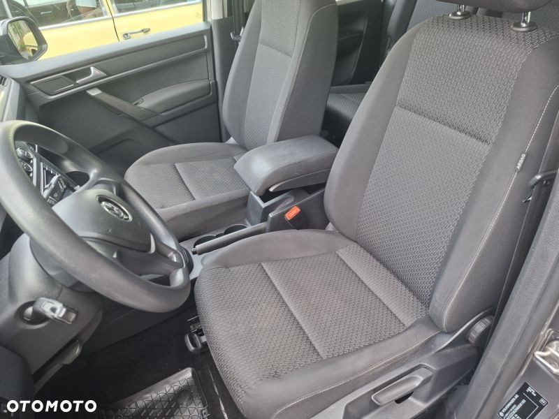 Volkswagen Caddy 2.0 TDI Comfortline - 17
