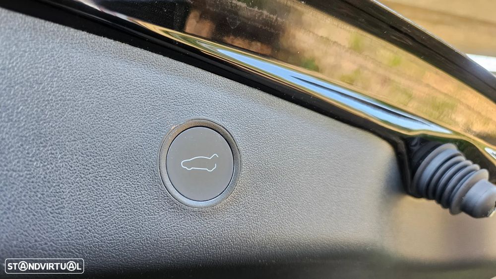 Tesla Model 3 Standard Range Plus RWD - 29