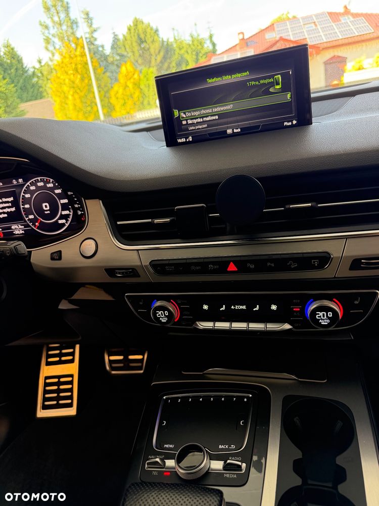 Audi Q7 - 15