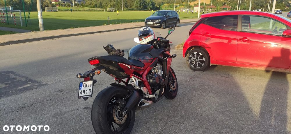 Honda CBR - 9