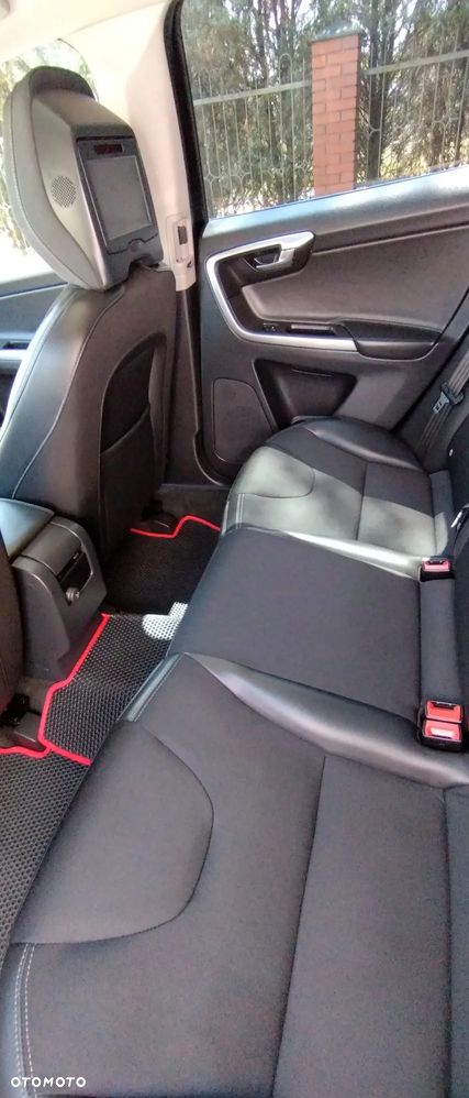 Volvo XC 60 D3 Momentum - 7