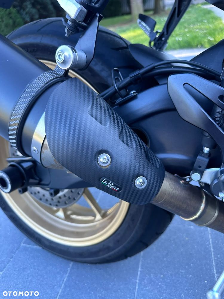 Yamaha R7 - 26
