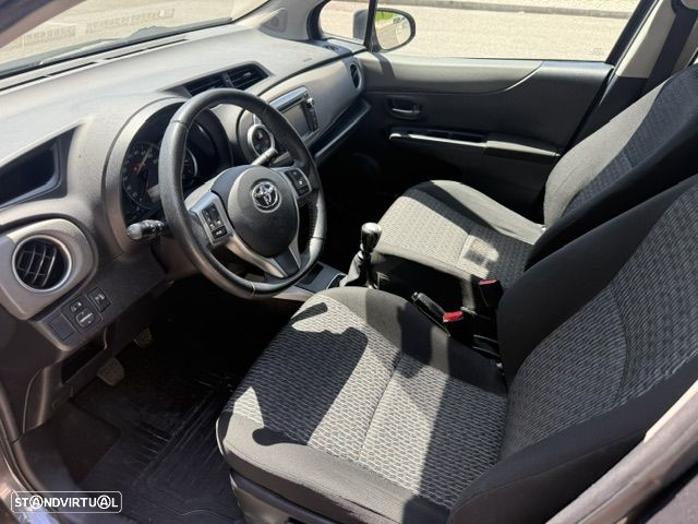 Toyota Yaris 1.4 D-4D Comfort+P.Style - 14